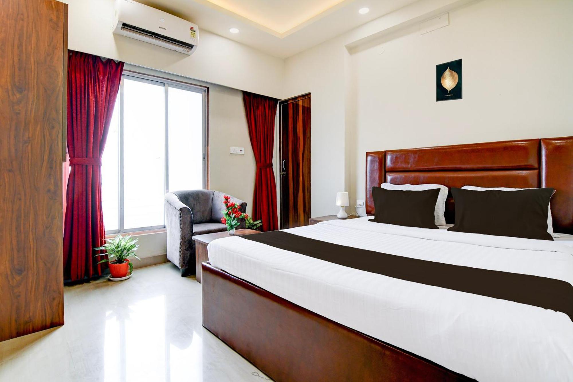 Super Townhouse Kaikhali Near Airport Hotel Kolkata Exterior photo